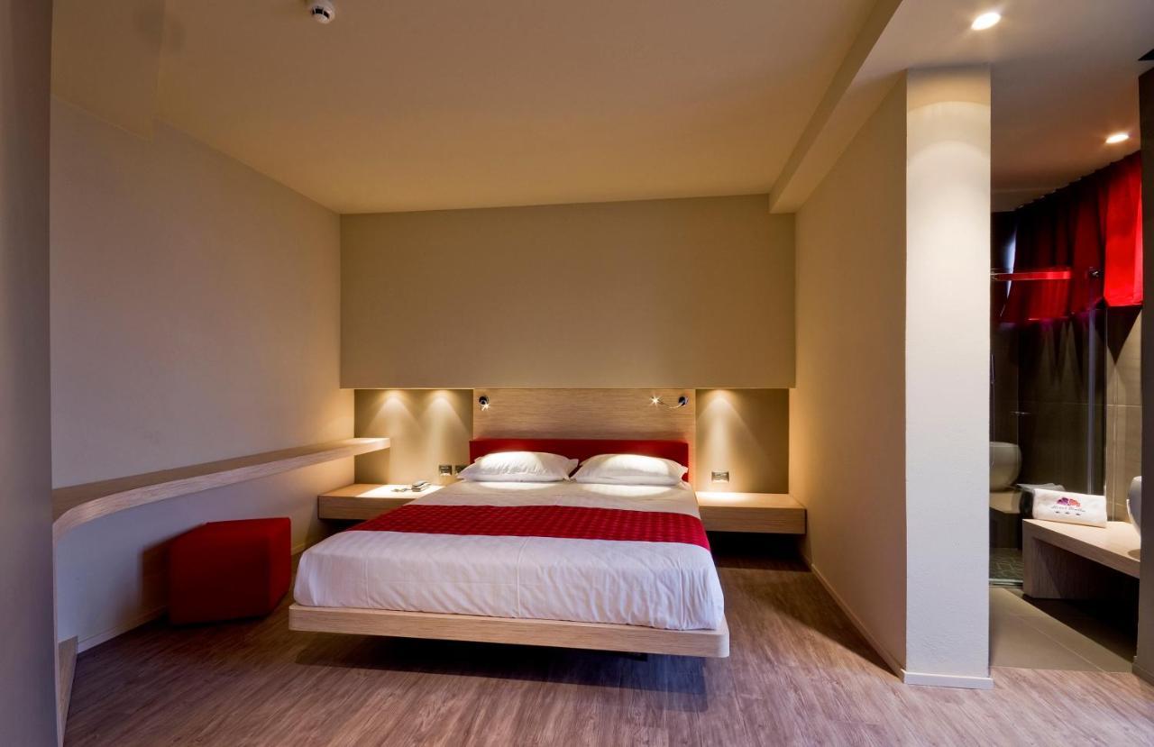 Hotel Italia 벨레지아아지마리나 외부 사진
